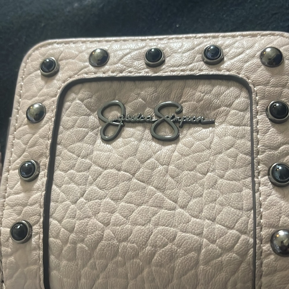 JESSICA SIMPSON - Picture 2 of 6
